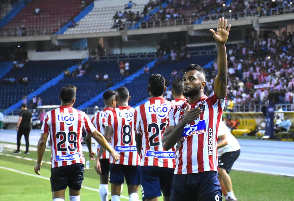 Celebración de Miguel Ángel Borja tras abrir el marcador mediante cobro de tiro penal.
