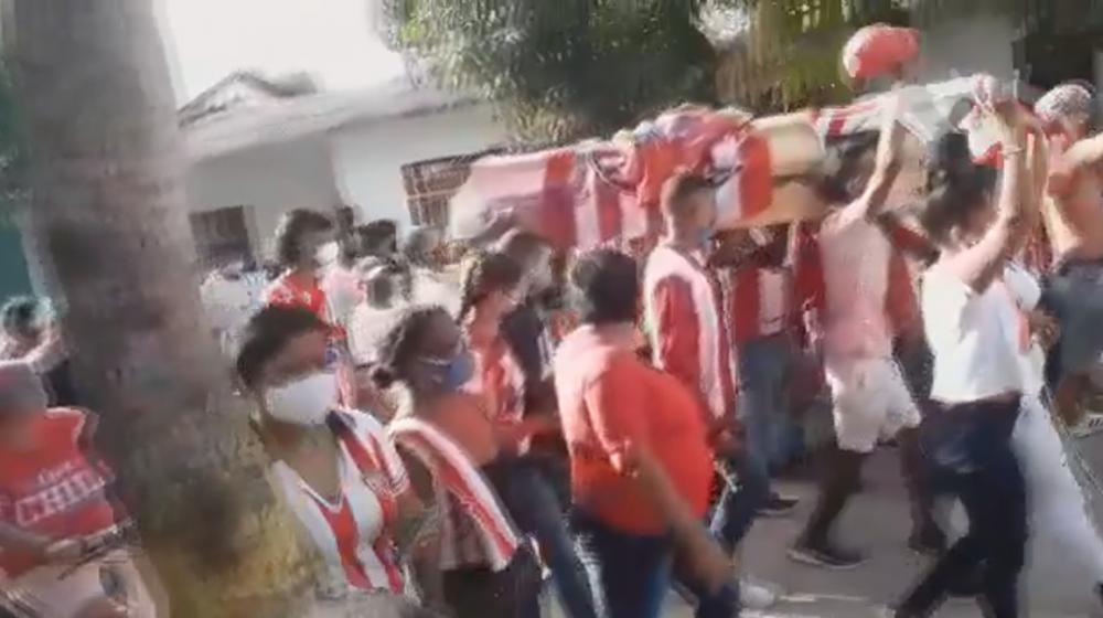 El masivo sepelio de un joven hincha de Junior
