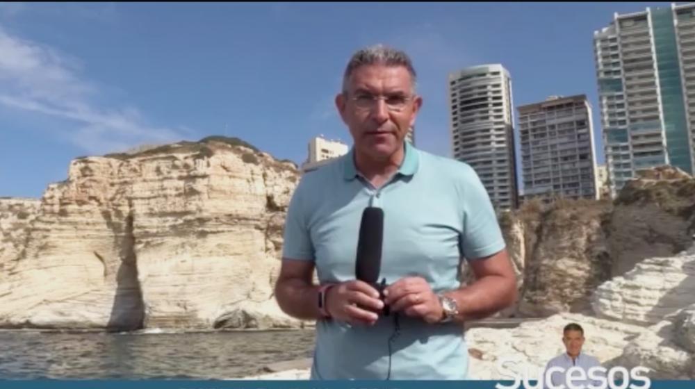 El periodista Jorge Cura, en uno de los programas realizados en Beirut.