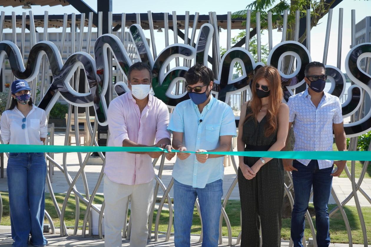 El acto de inauguración de Manglares del Río, la nueva propuesta gastronómica en el Gran Malecón.