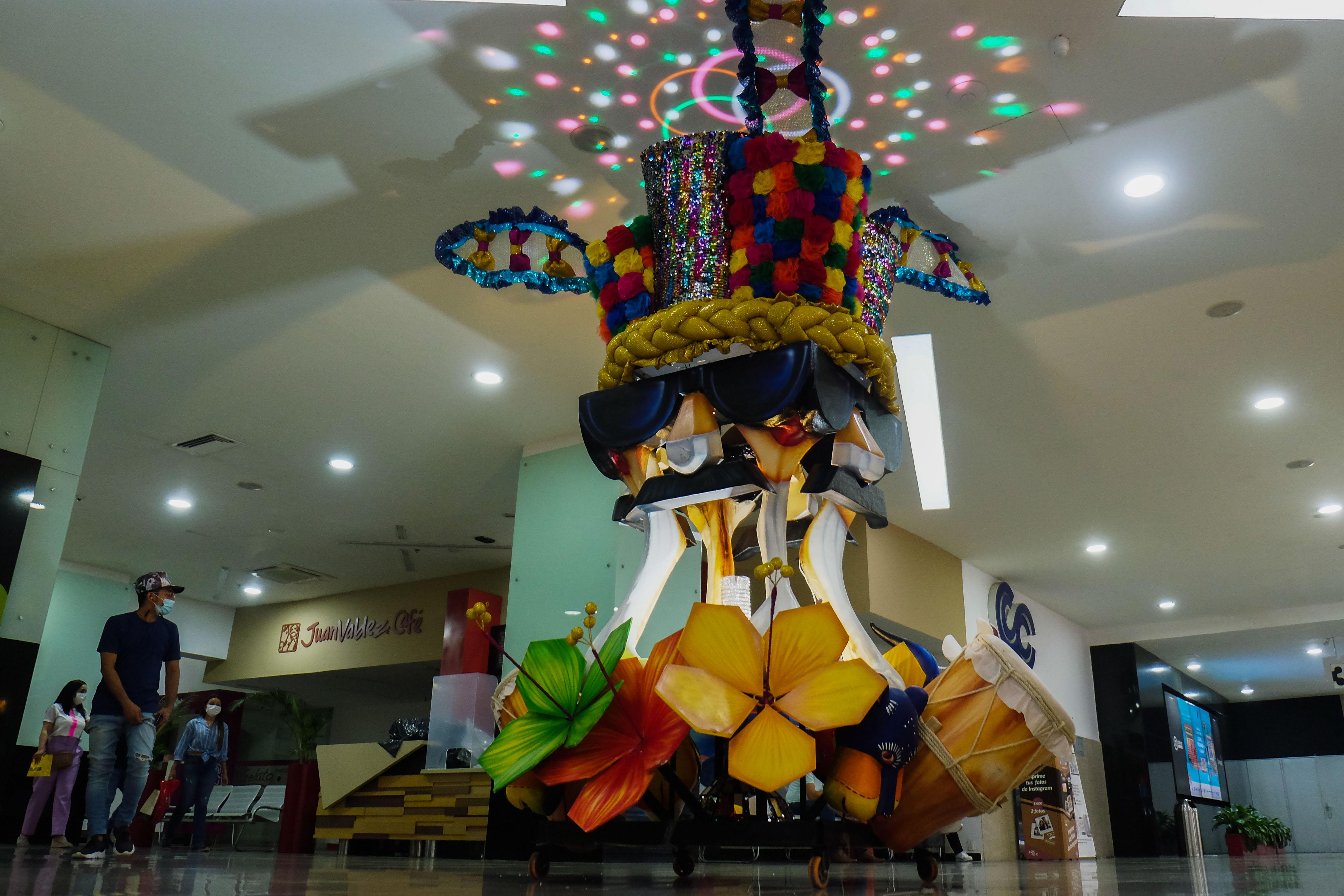 La exposición puede apreciarse en el centro comercial Buenavista.