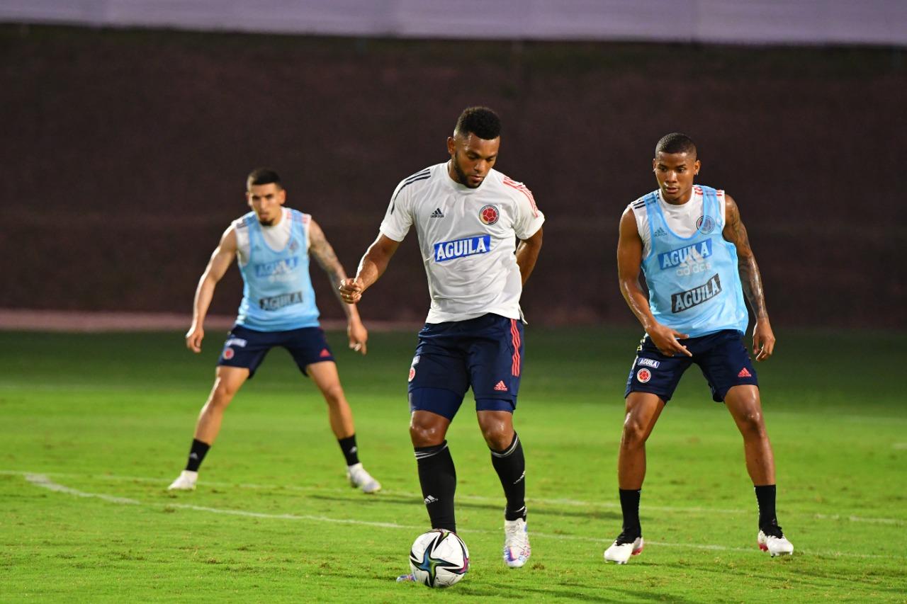 Miguel Ángel Borja y Wilmar Barrios.