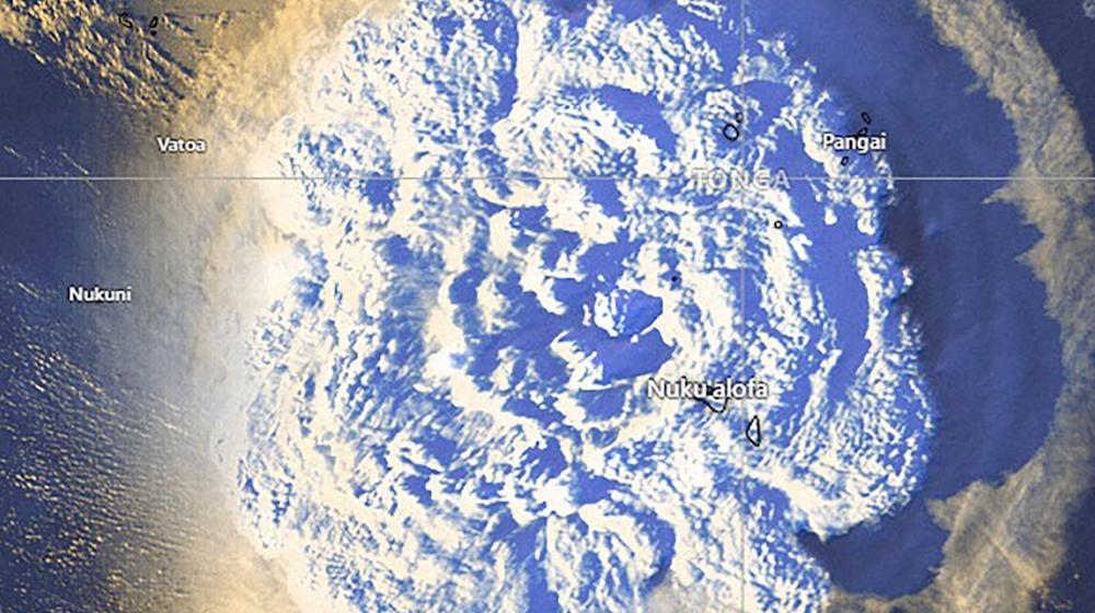 Violenta explosión quedó registrada en imágenes satelitales.