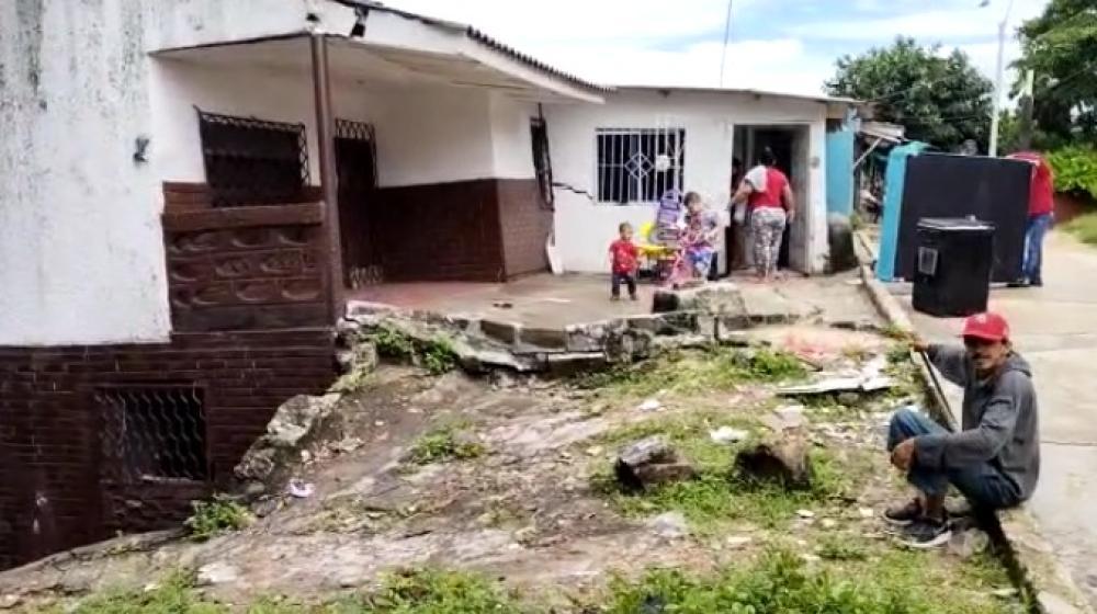 En 'El Silencio' también evacúan por riesgo de delizamientos