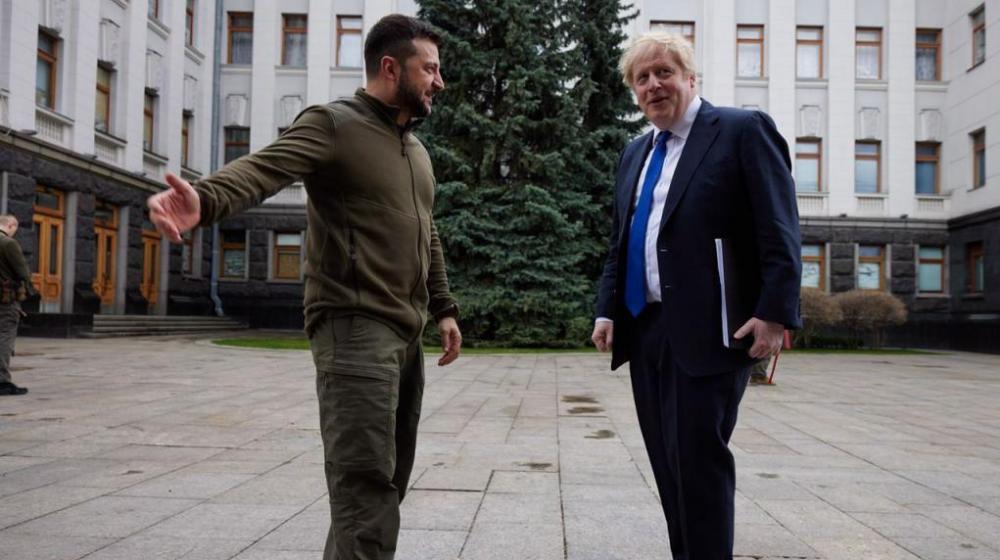  Boris Johnson, primer ministro británico, con el presidente ucraniano Zelenski en Kiev. 