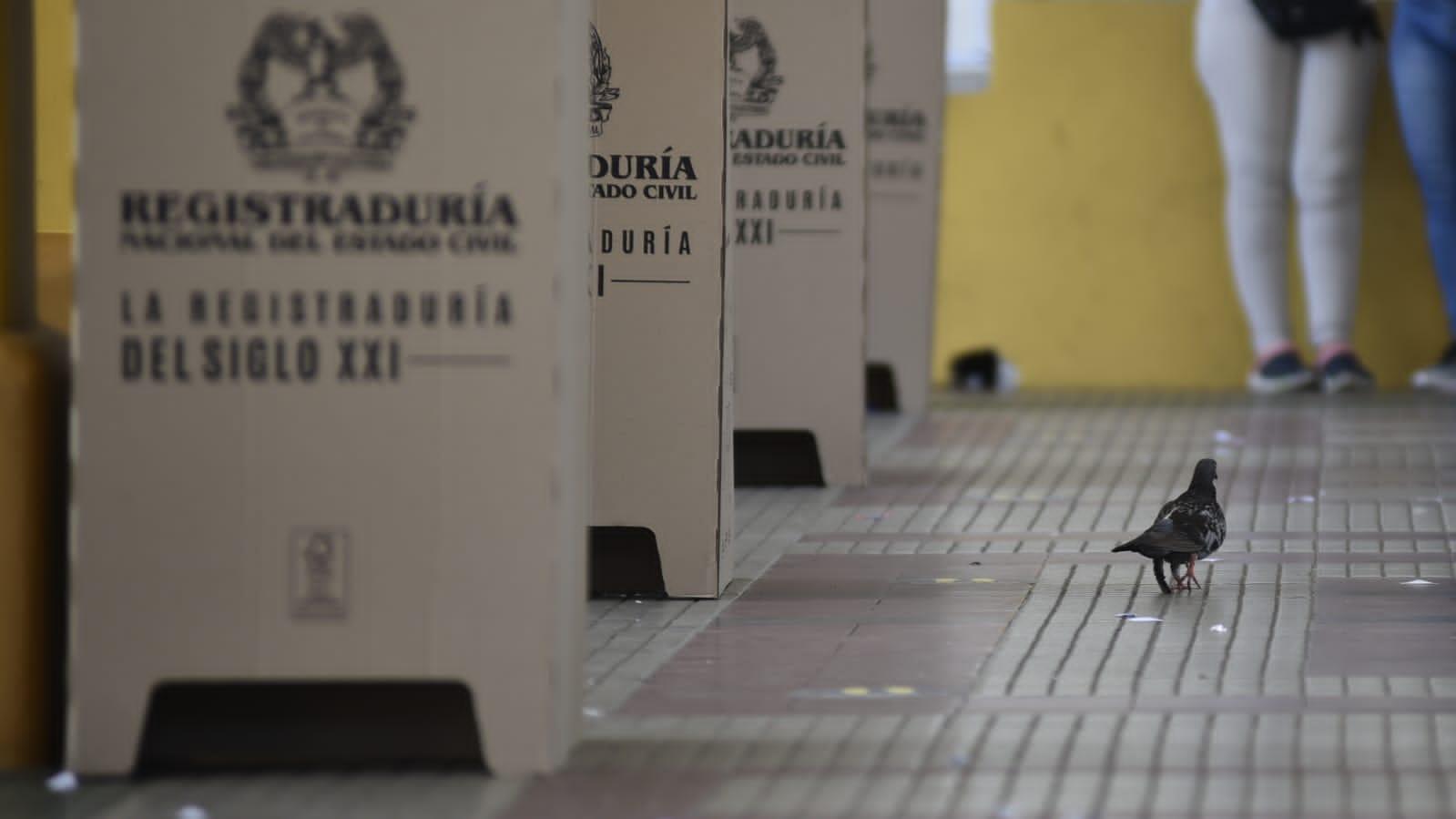 Baja votación en primera vuelta de elección presidencial.
