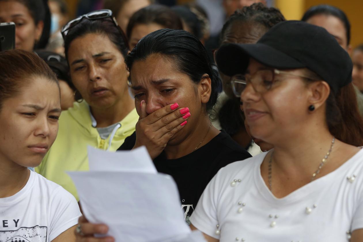 Familiares de los reclusos.