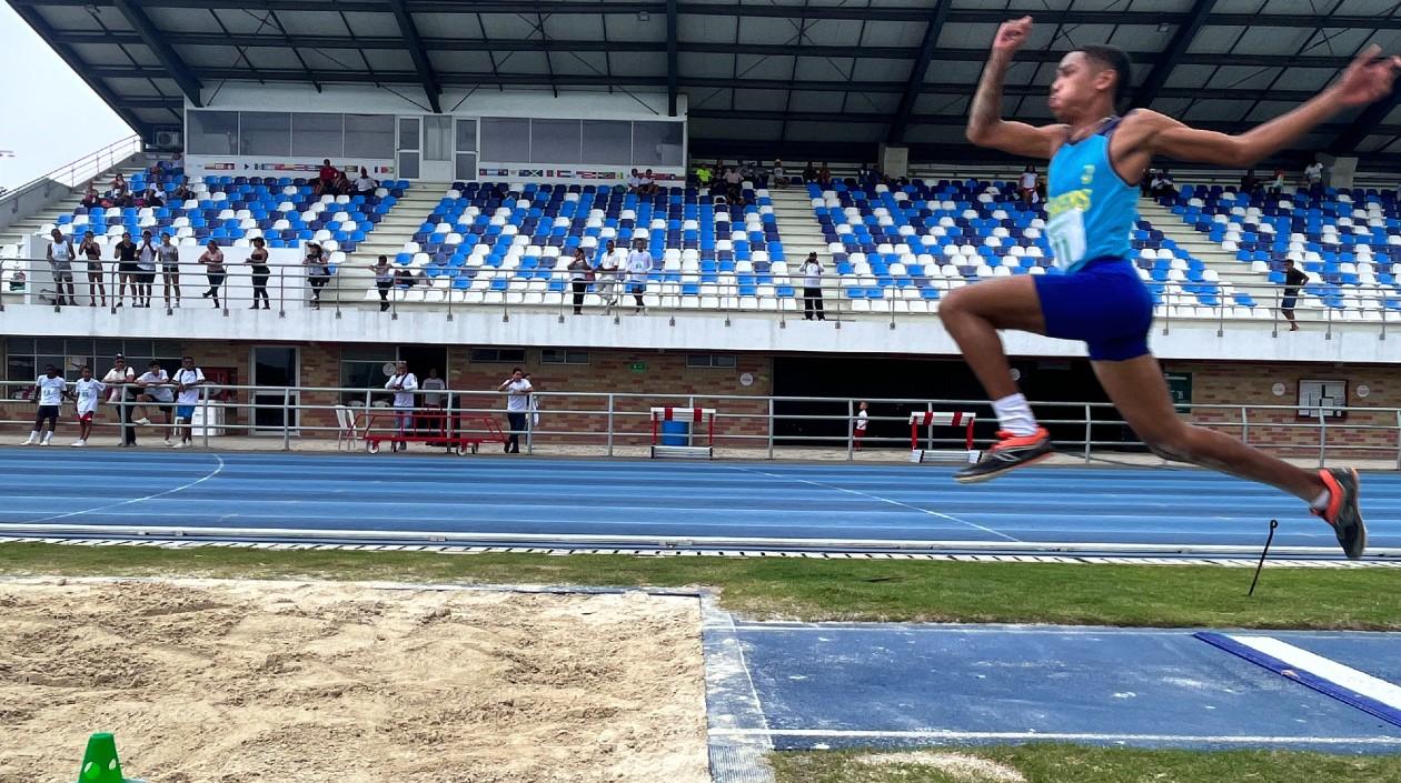 Prueba del salto largo. 
