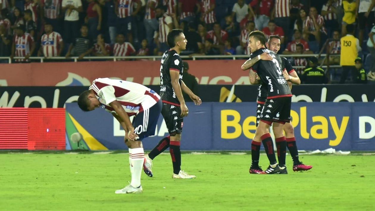 Al final las dos caras del partido.