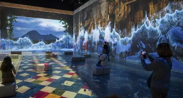 Los visitantes se pueden adentrar a la devastada Pompeya