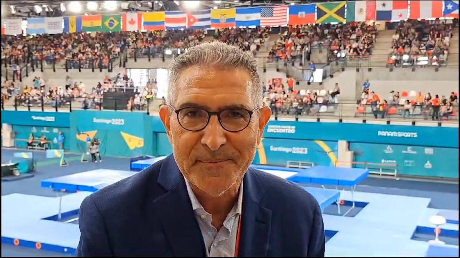 El periodista Jorge Cura en uno de los escenarios de los Juegos Panamericanos 2024.