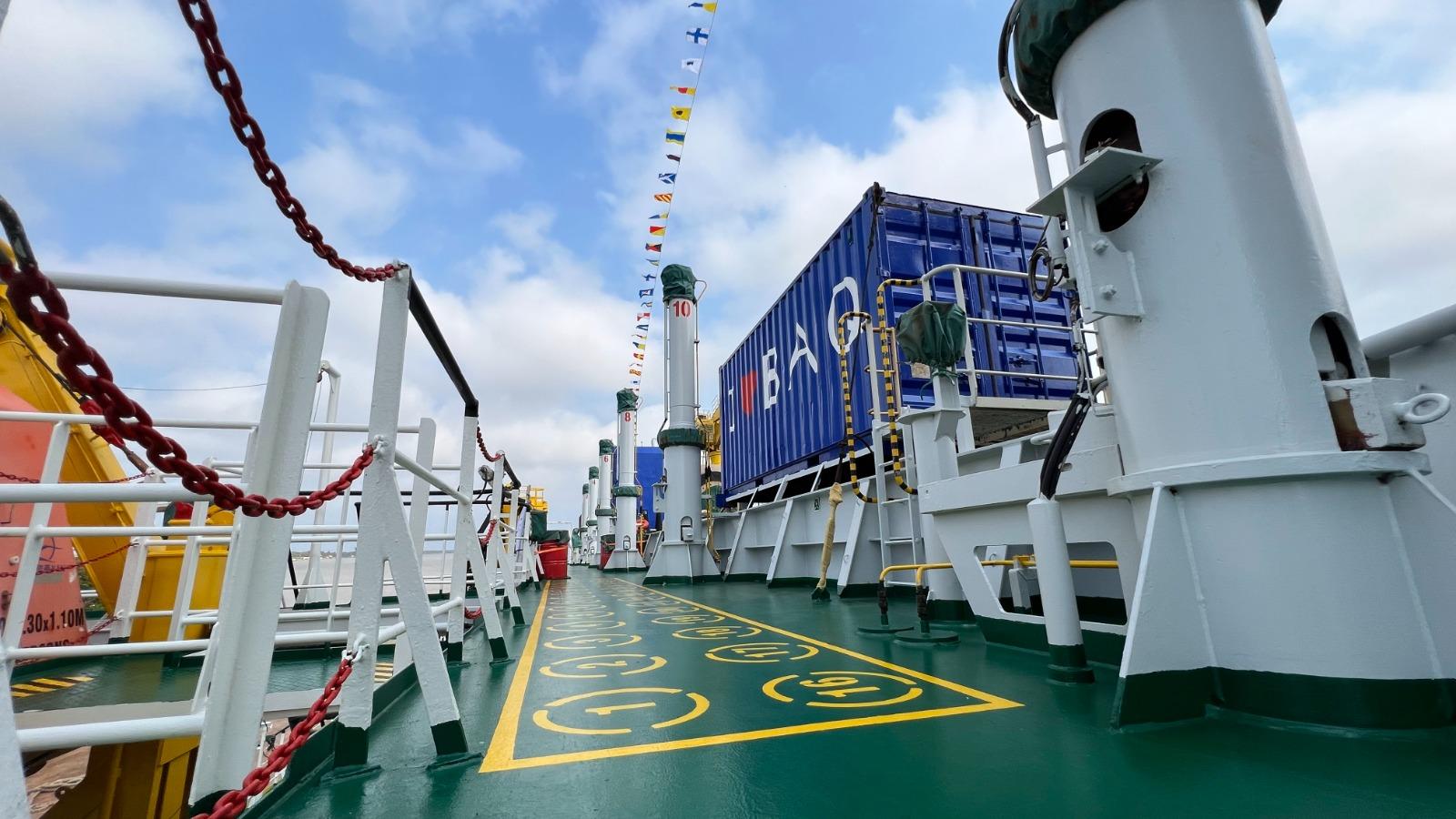 El calado de la draga es de 4,2 metros.