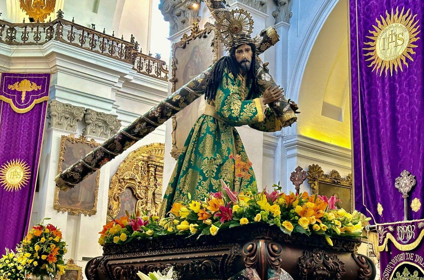 La procesión tiene 374 años.