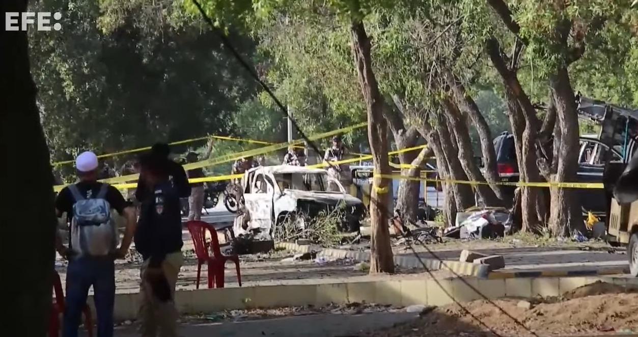 El atentado según las autoridades se produjo por una explosicón. 