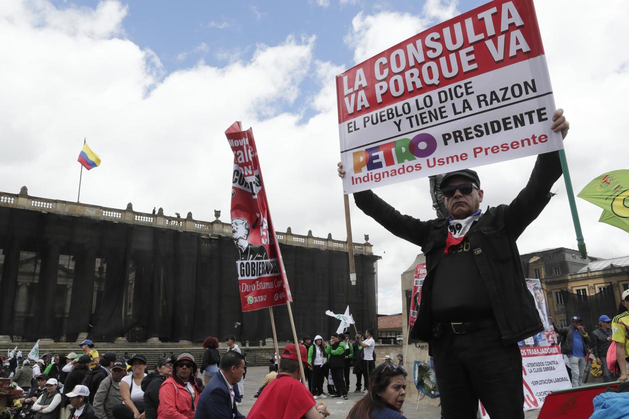 Imagen de la manifestación de la Plaza de Bolívar, en Bogotá.