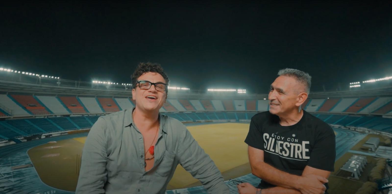 Silvestre Dangond y Jorge Cura en el Estadio Metropolitano. 