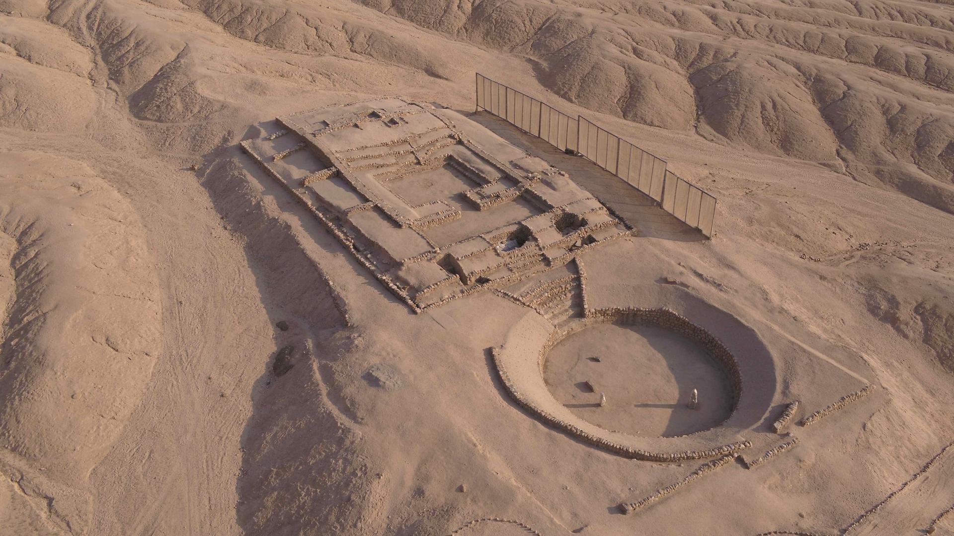 Zona Arqueológica Caral del asentamiento arqueológico de Peñico. 