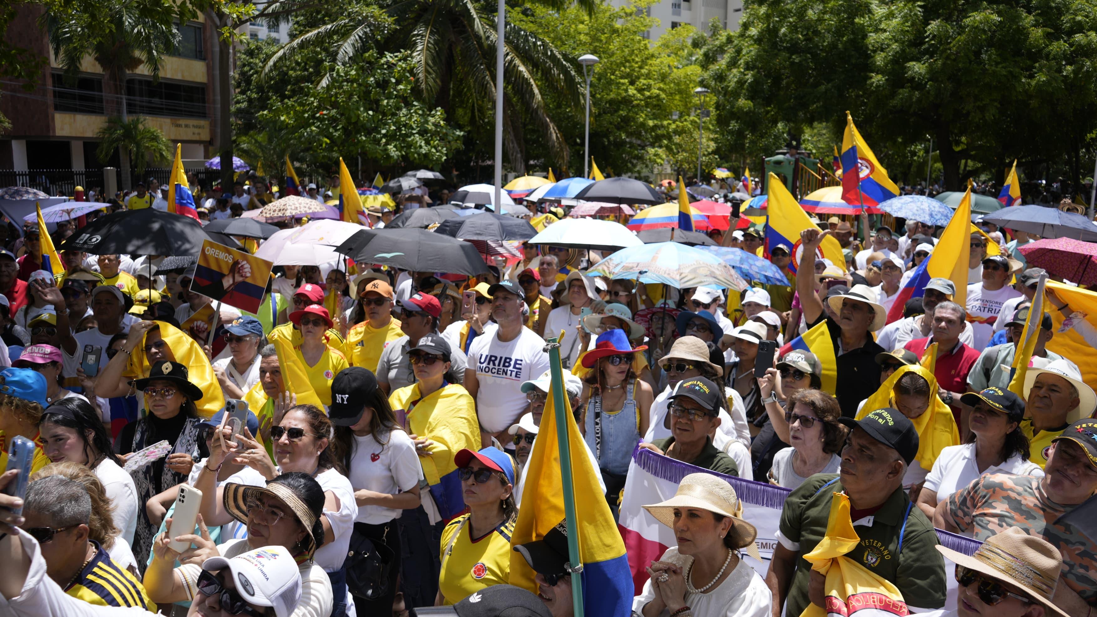 Imagen de la manifestación uribista.