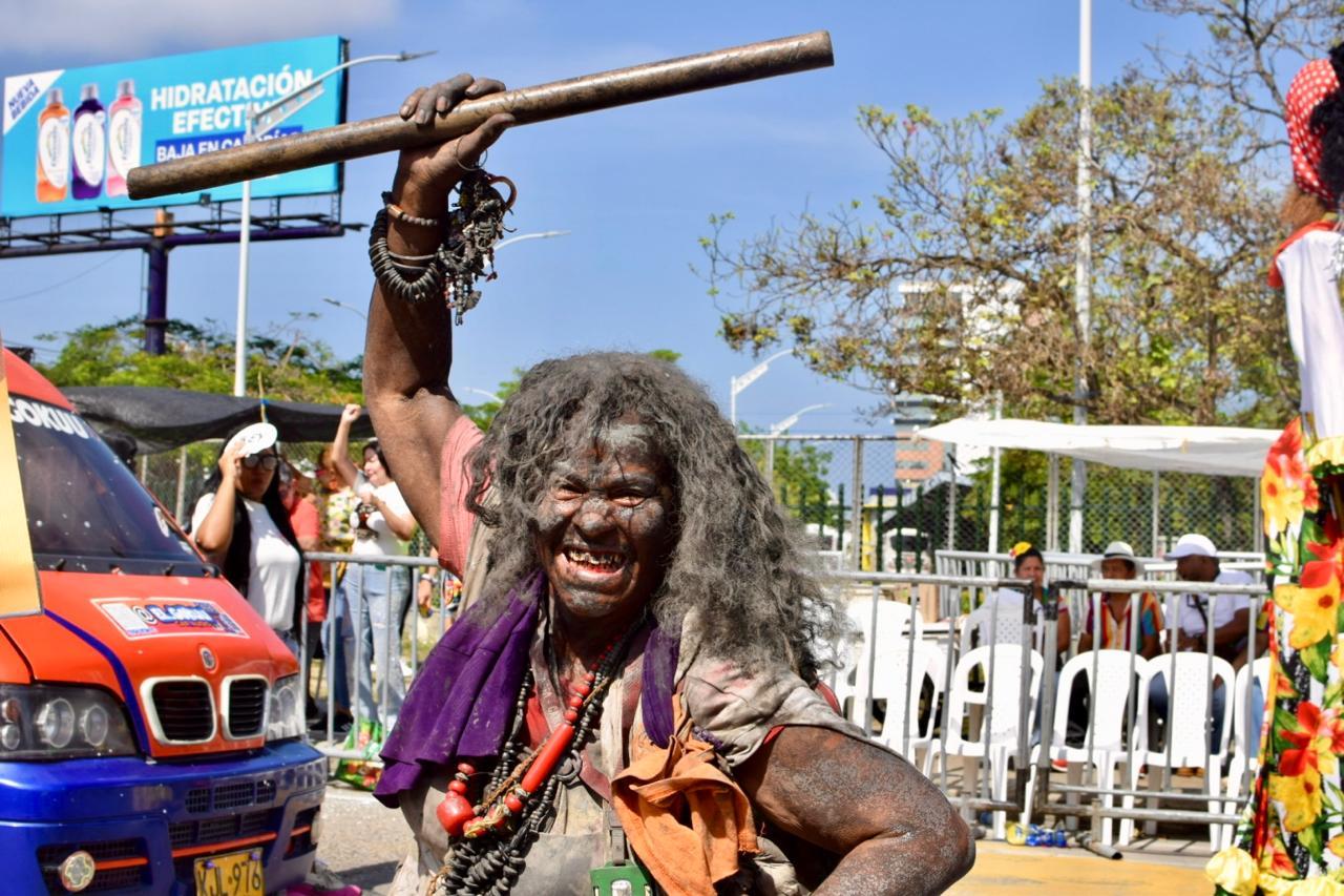 Emiliana Villar, con su tradicional disfraz de loca.