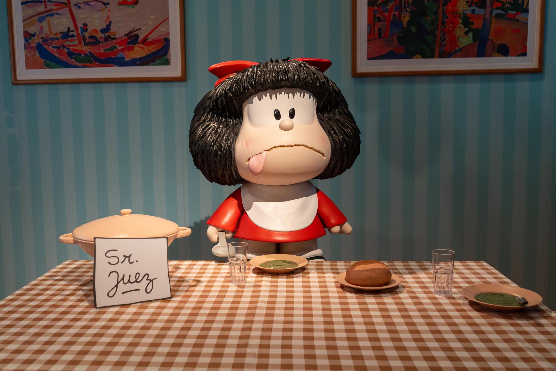 Escenografía de la exposición Mafalda Inmersiva.